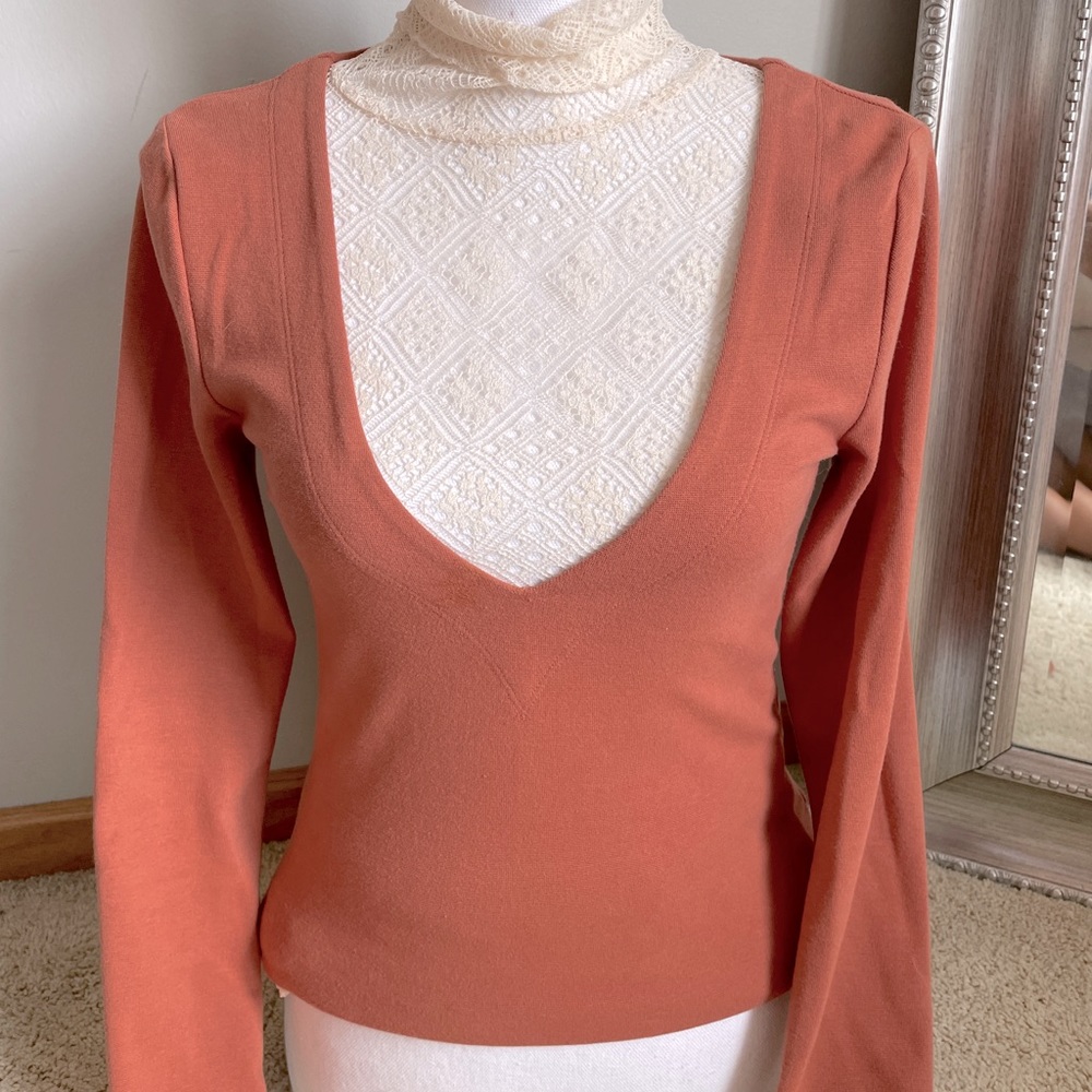 Free People V-Neck Long Sleeve w/Bow